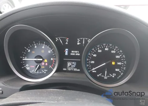 2014 Toyota Land Cruiser V8 из США, поврежденный, VIN JTMHY7AJ0E4022155